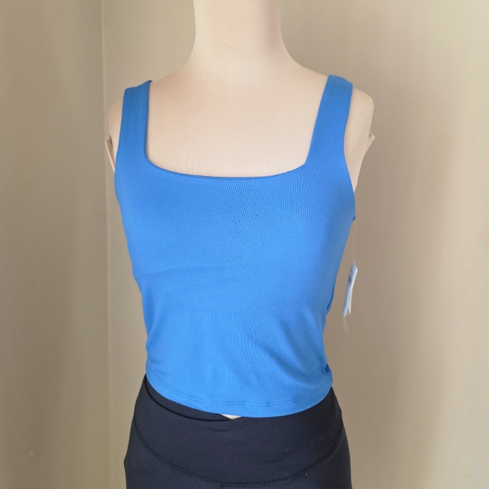 NWT Hollister Blue Square Neck Crop Top Built-In Bra M - Picture 3 of 8
